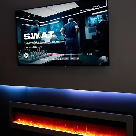 The Luxe By Viennese Aparts 2 Bedroom! Брадфорд