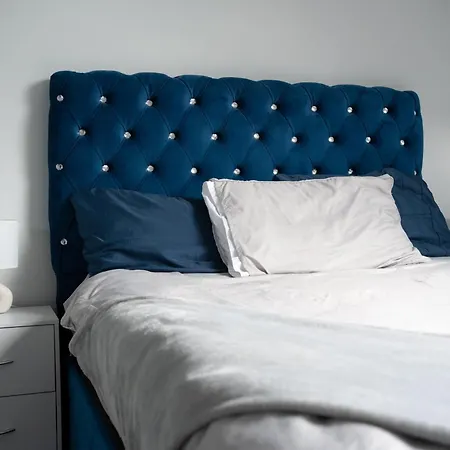 The Luxe By Viennese Aparts 2 Bedroom! Bradford (West Yorkshire)